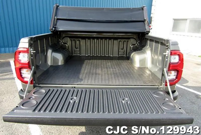 2023 Toyota / Hilux Stock No. 129943
