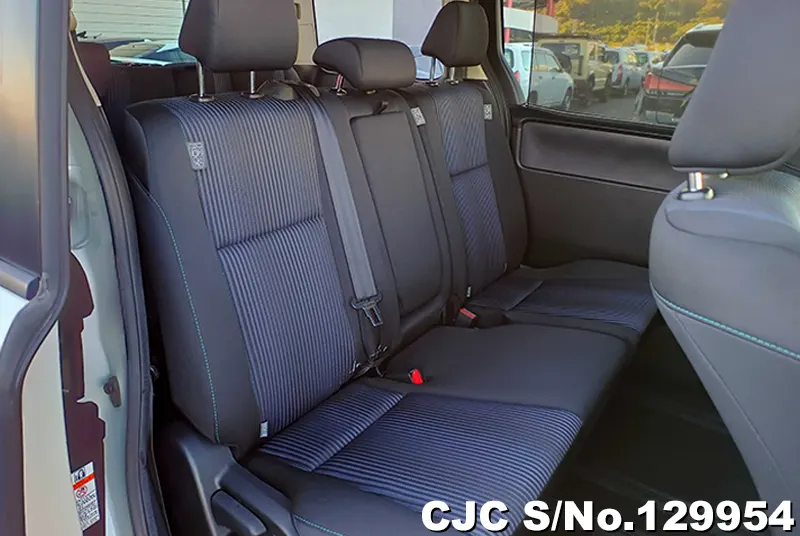 2015 Toyota / Noah Stock No. 129954