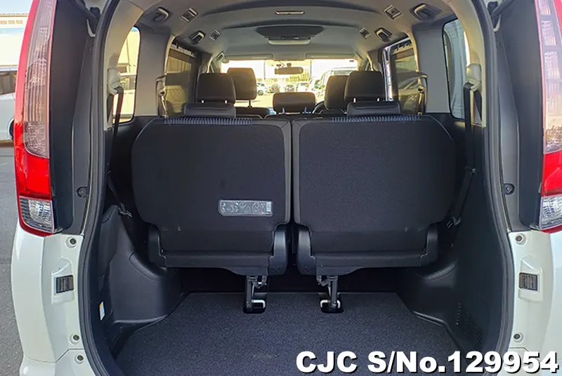 2015 Toyota / Noah Stock No. 129954