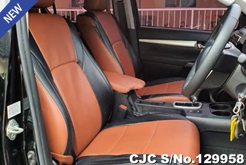 2020 Toyota / Hilux / Revo Stock No. 129958