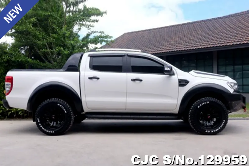 Ford Ranger in White for Sale Image 5
