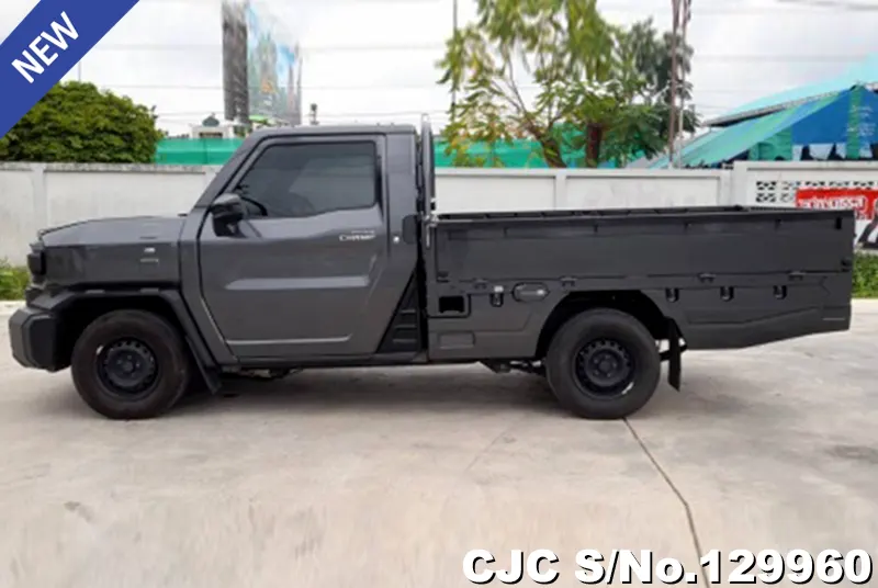 2024 Toyota / Hilux / Champ Stock No. 129960