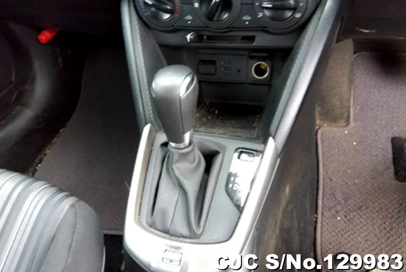  Mazda / Demio Stock No. 129983