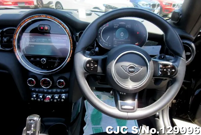 2022 MINI / Cooper Stock No. 129996