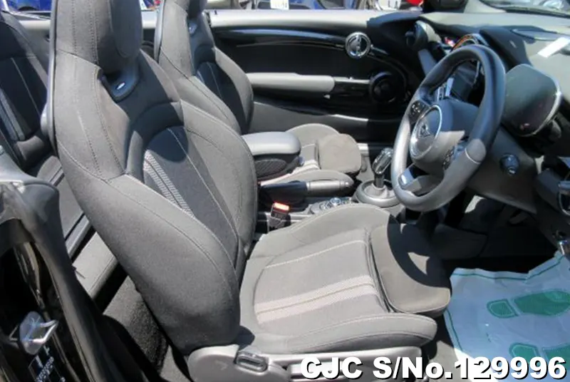 2022 MINI / Cooper Stock No. 129996