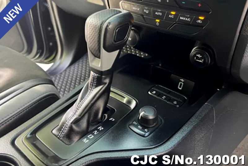 Ford Ranger in Black for Sale Image 10