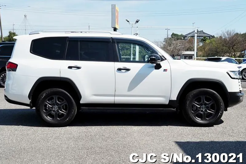 2024 Toyota / Land Cruiser Stock No. 130021