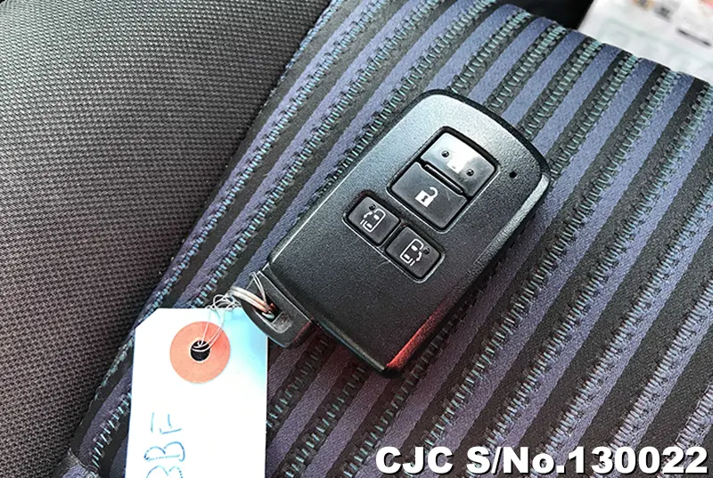 2015 Toyota / Voxy Stock No. 130022