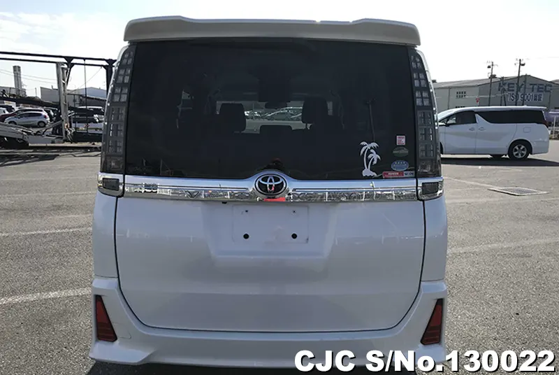 2015 Toyota / Voxy Stock No. 130022