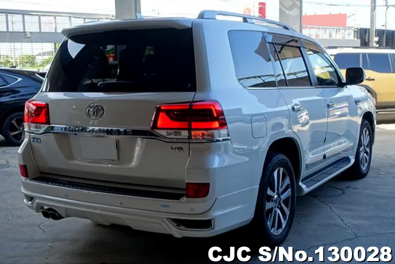 2020 Toyota / Land Cruiser Stock No. 130028