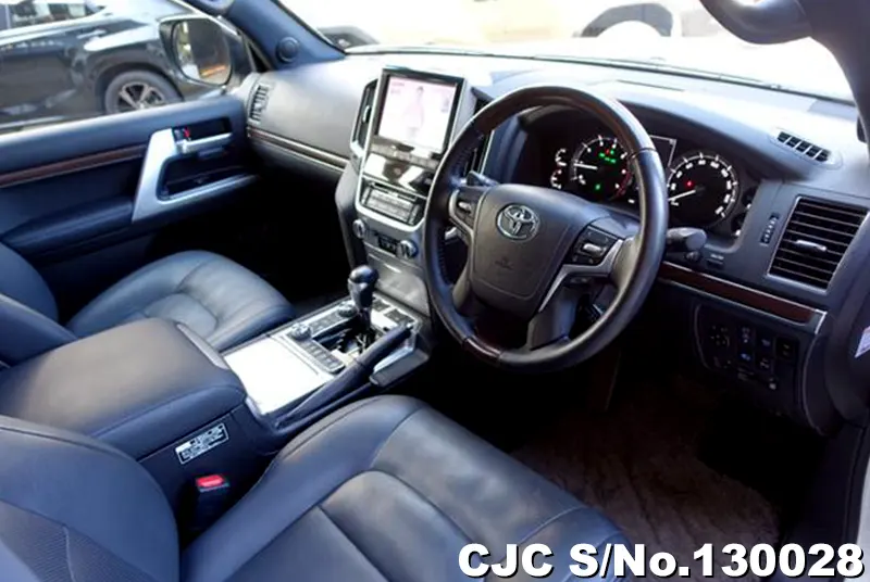 2020 Toyota / Land Cruiser Stock No. 130028