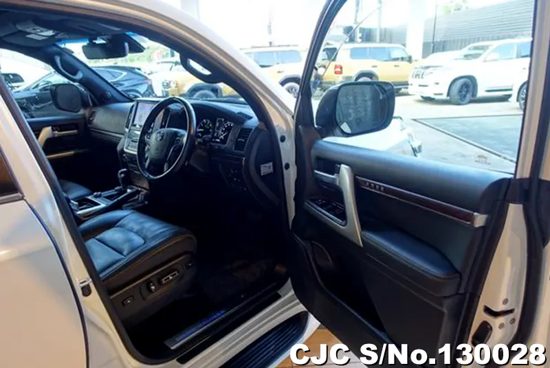 2020 Toyota / Land Cruiser Stock No. 130028