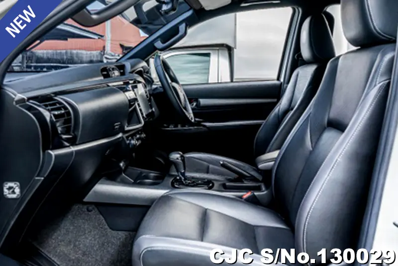 2020 Toyota / Hilux / Revo Rocco Stock No. 130029