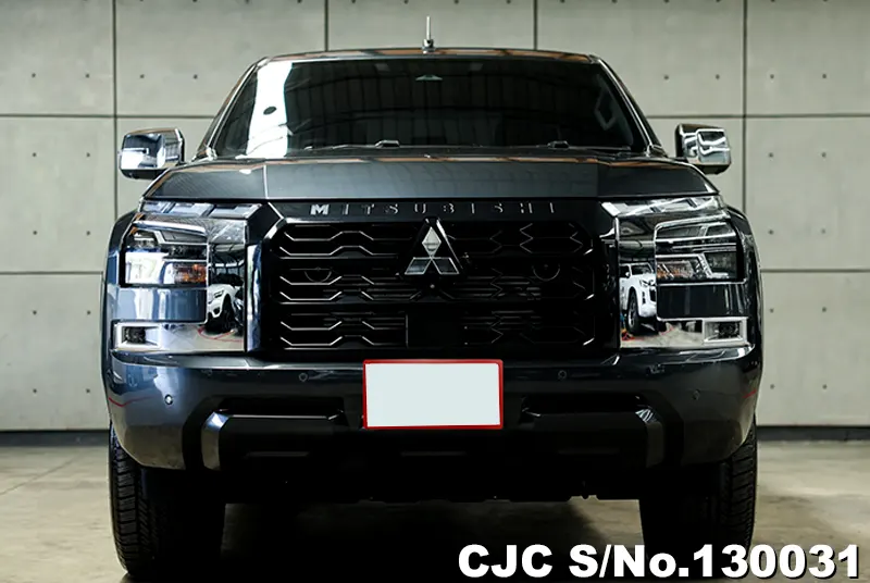 Mitsubishi Triton in Gray for Sale Image 2