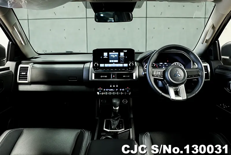 2025 Mitsubishi / Triton Stock No. 130031
