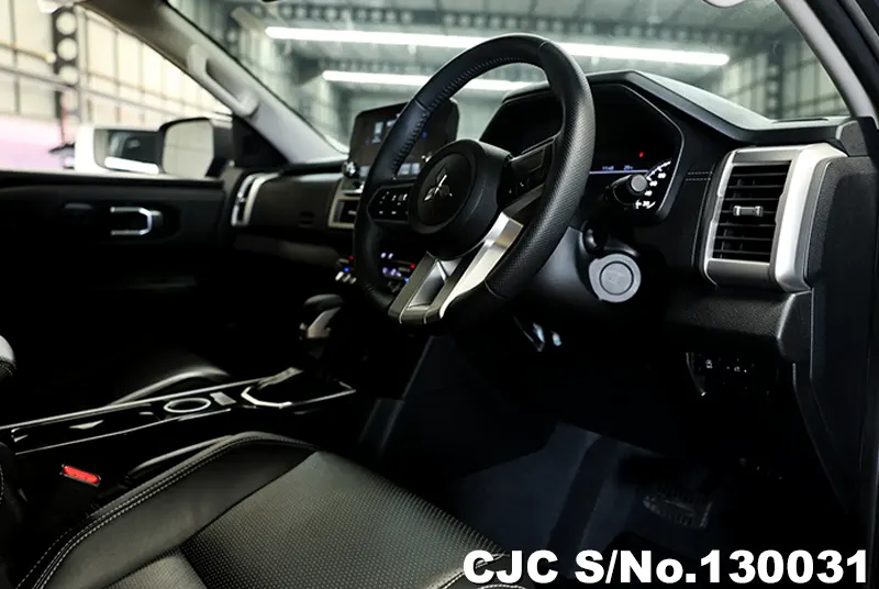 2025 Mitsubishi / Triton Stock No. 130031