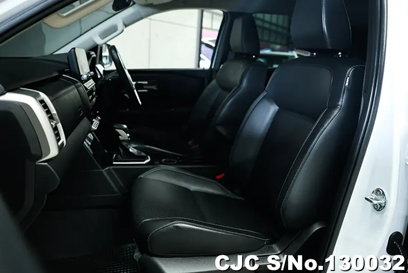 2025 Mitsubishi / Triton Stock No. 130032