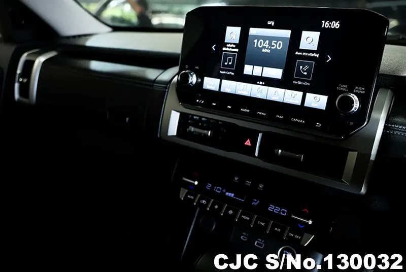 Mitsubishi Triton in White for Sale Image 11