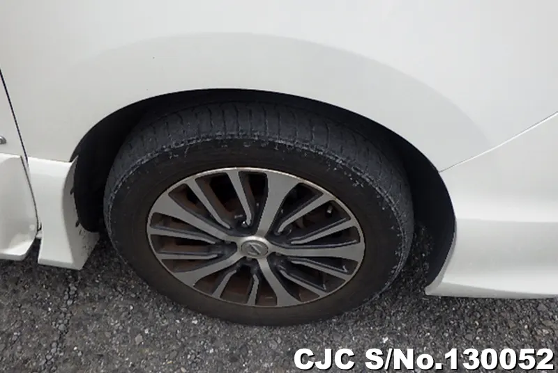 2016 Nissan / Serena Stock No. 130052