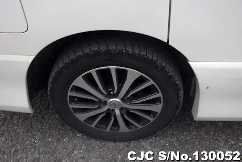 2016 Nissan / Serena Stock No. 130052