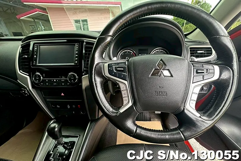 Mitsubishi Triton in Orange for Sale Image 10