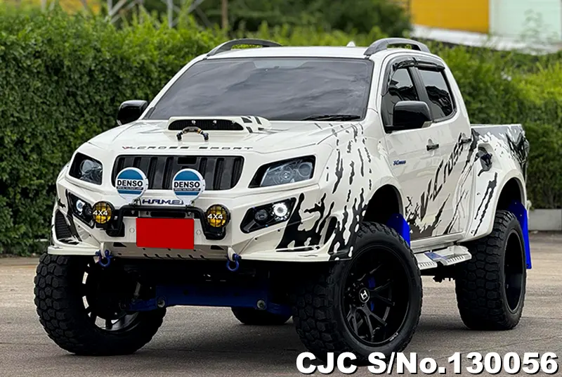 Isuzu D-Max in White for Sale Image 3
