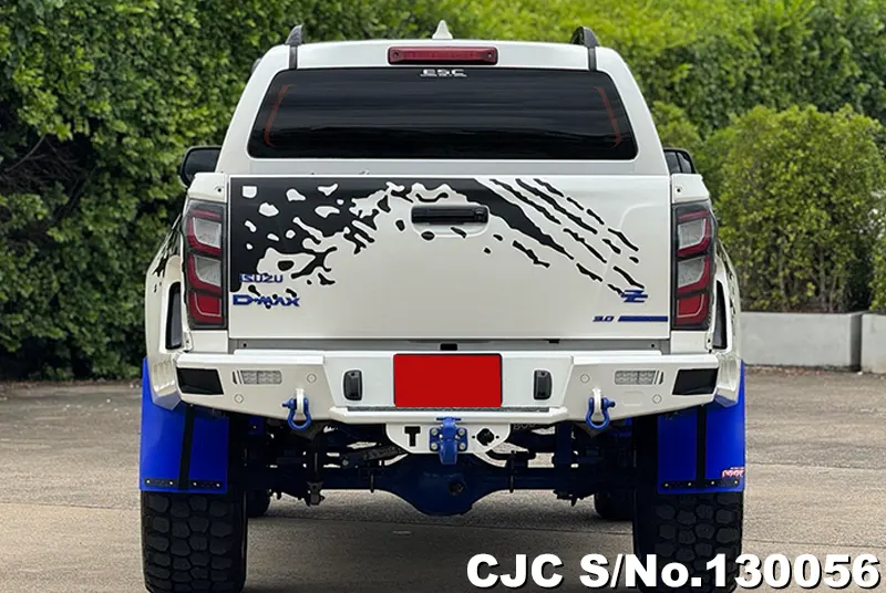 Isuzu D-Max in White for Sale Image 5