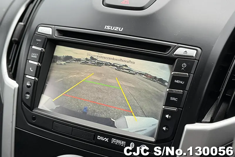 Isuzu D-Max in White for Sale Image 15