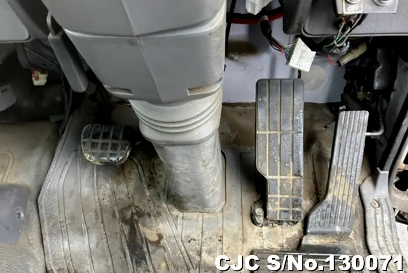 1998 Hino / Ranger Stock No. 130071