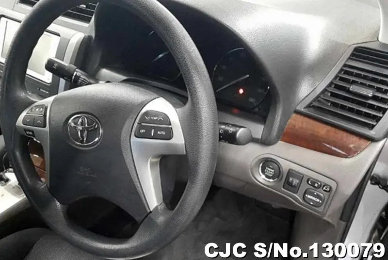 2013 Toyota / Allion Stock No. 130079