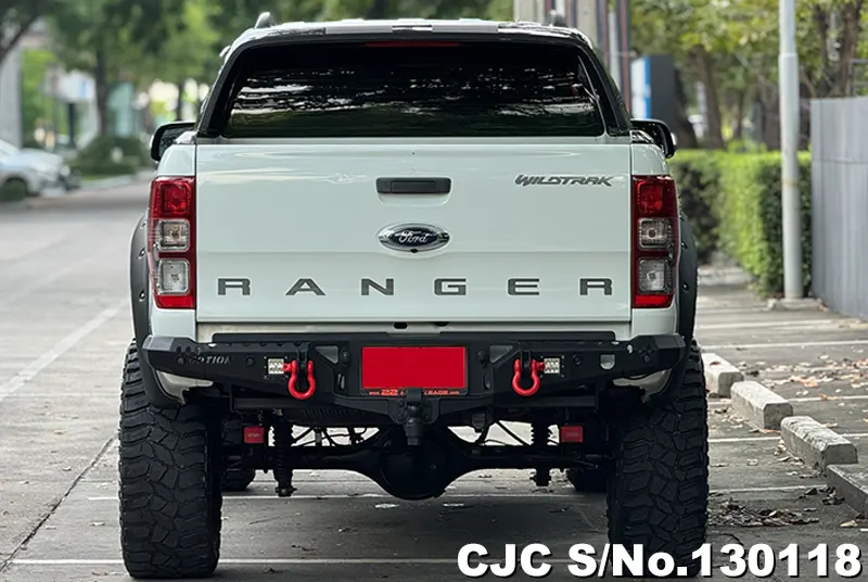 Ford Ranger in White 2 Tone for Sale Image 3