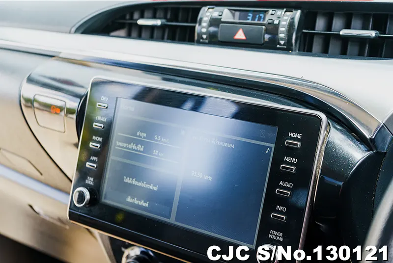 2022 Toyota / Hilux / Revo Stock No. 130121