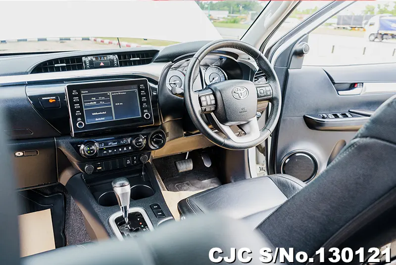 2022 Toyota / Hilux / Revo Stock No. 130121