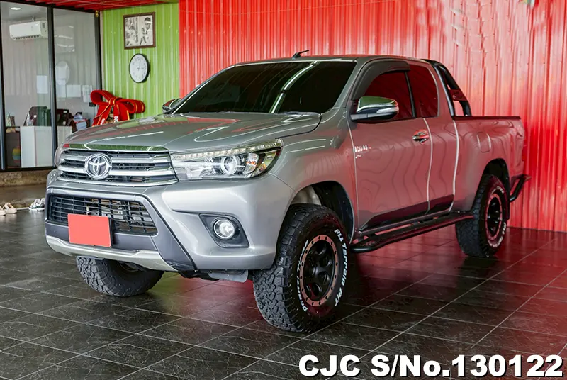 2017 Toyota / Hilux / Revo Stock No. 130122