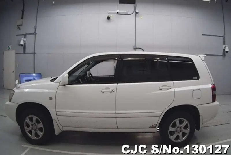 2004 Toyota / Kluger Stock No. 130127