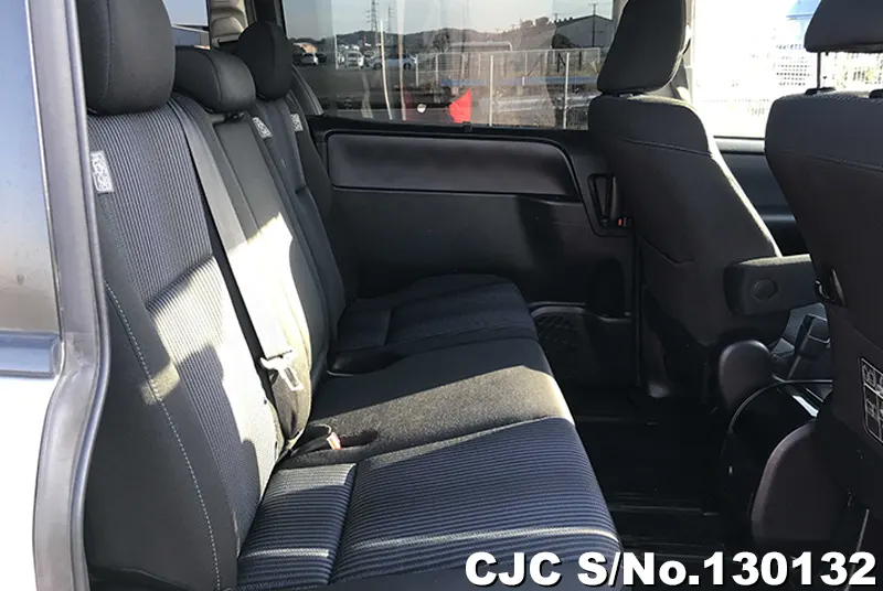 2015 Toyota / Voxy Stock No. 130132