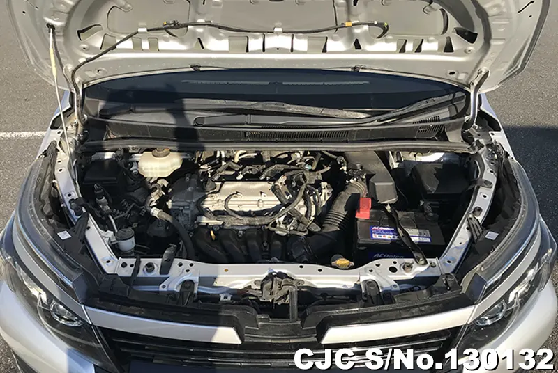 2015 Toyota / Voxy Stock No. 130132