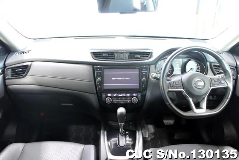 2019 Nissan / X-Trail Stock No. 130135