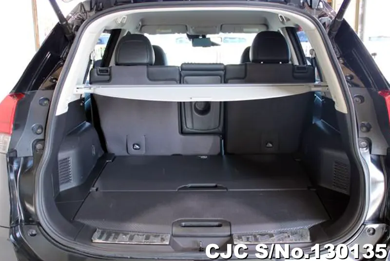 2019 Nissan / X-Trail Stock No. 130135