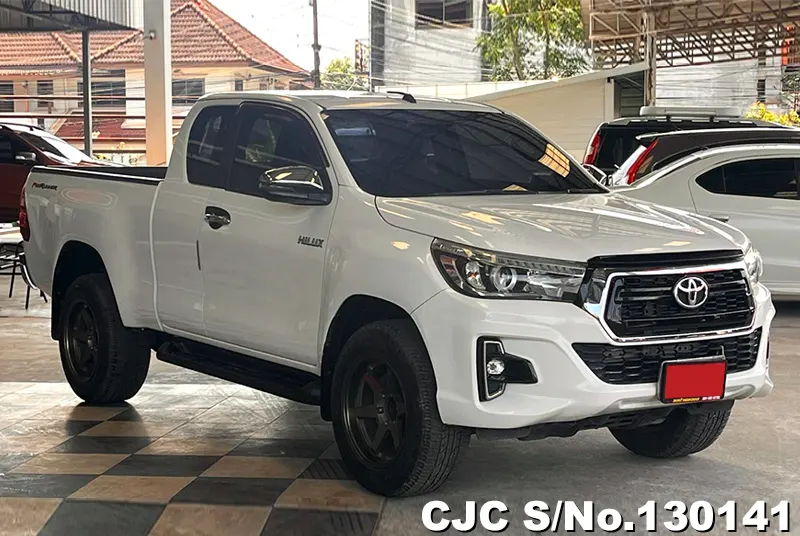 2019 Toyota / Hilux / Revo Stock No. 130141