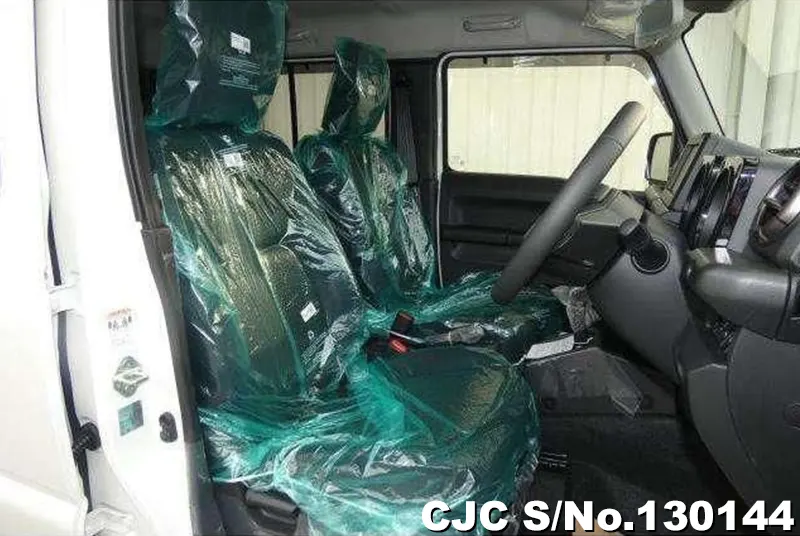 2025 Suzuki / Jimny Nomad Stock No. 130144