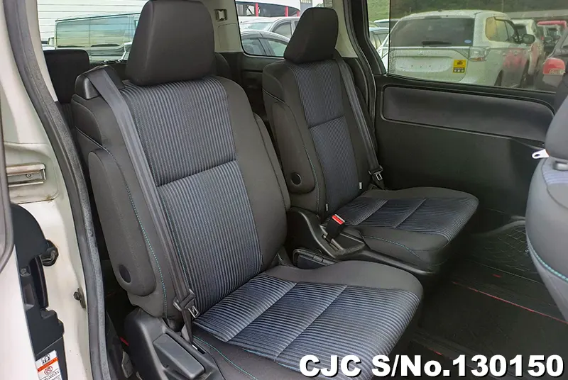 2015 Toyota / Voxy Stock No. 130150