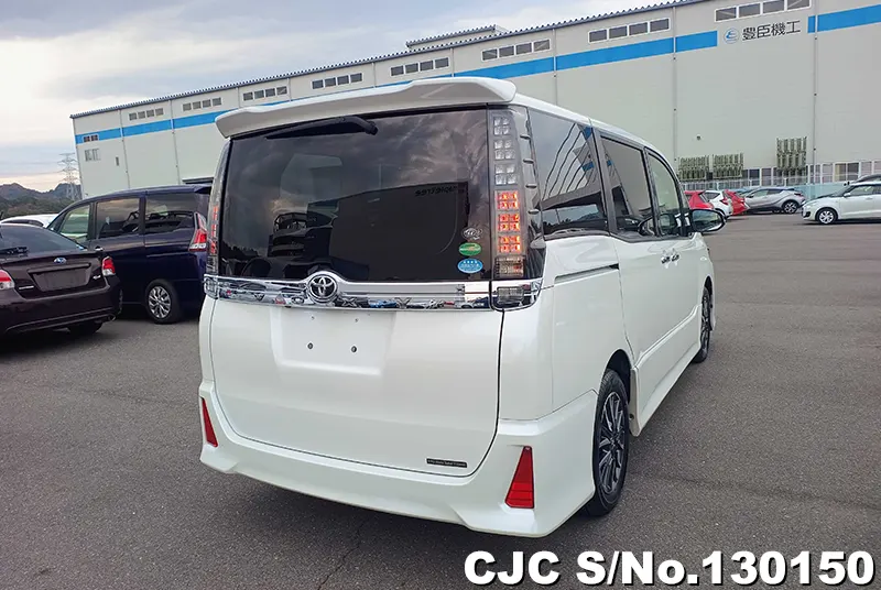 2015 Toyota / Voxy Stock No. 130150