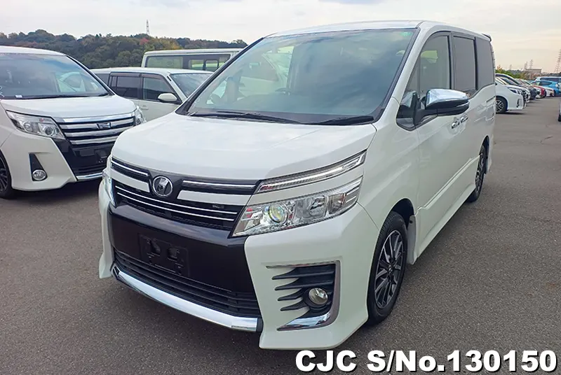 2015 Toyota / Voxy Stock No. 130150