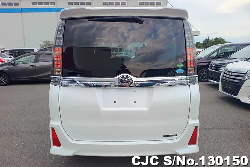 2015 Toyota / Voxy Stock No. 130150