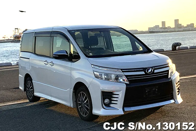 2015 Toyota / Voxy Stock No. 130152