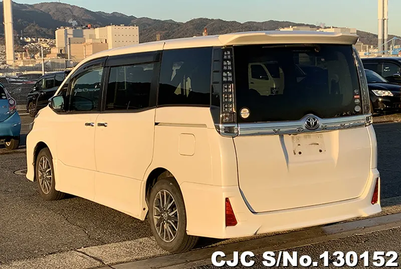 2015 Toyota / Voxy Stock No. 130152