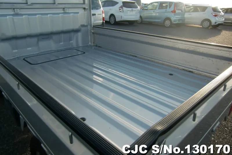 2017 Nissan / Clipper Stock No. 130170