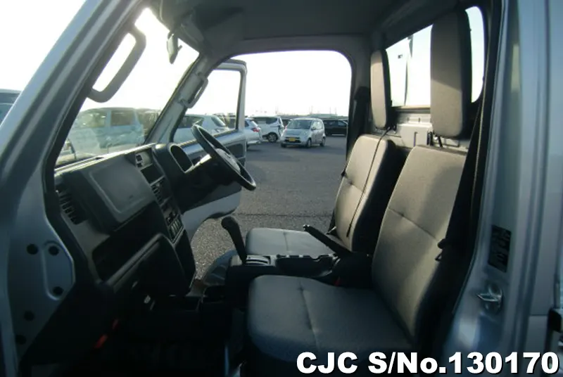 2017 Nissan / Clipper Stock No. 130170