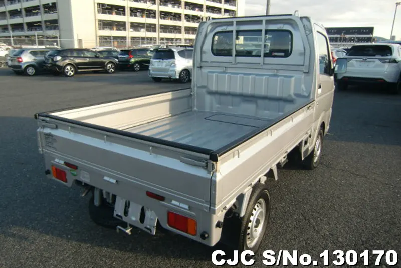 2017 Nissan / Clipper Stock No. 130170